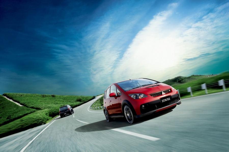  Mitsubishi Colt Ralliart Version-R Special 2008 года  (фото 7 из 8)